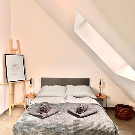 Modernes Loft Naehe Messeplatz, Ewerk Bahn Apartment Saarbrucken Bagian luar foto